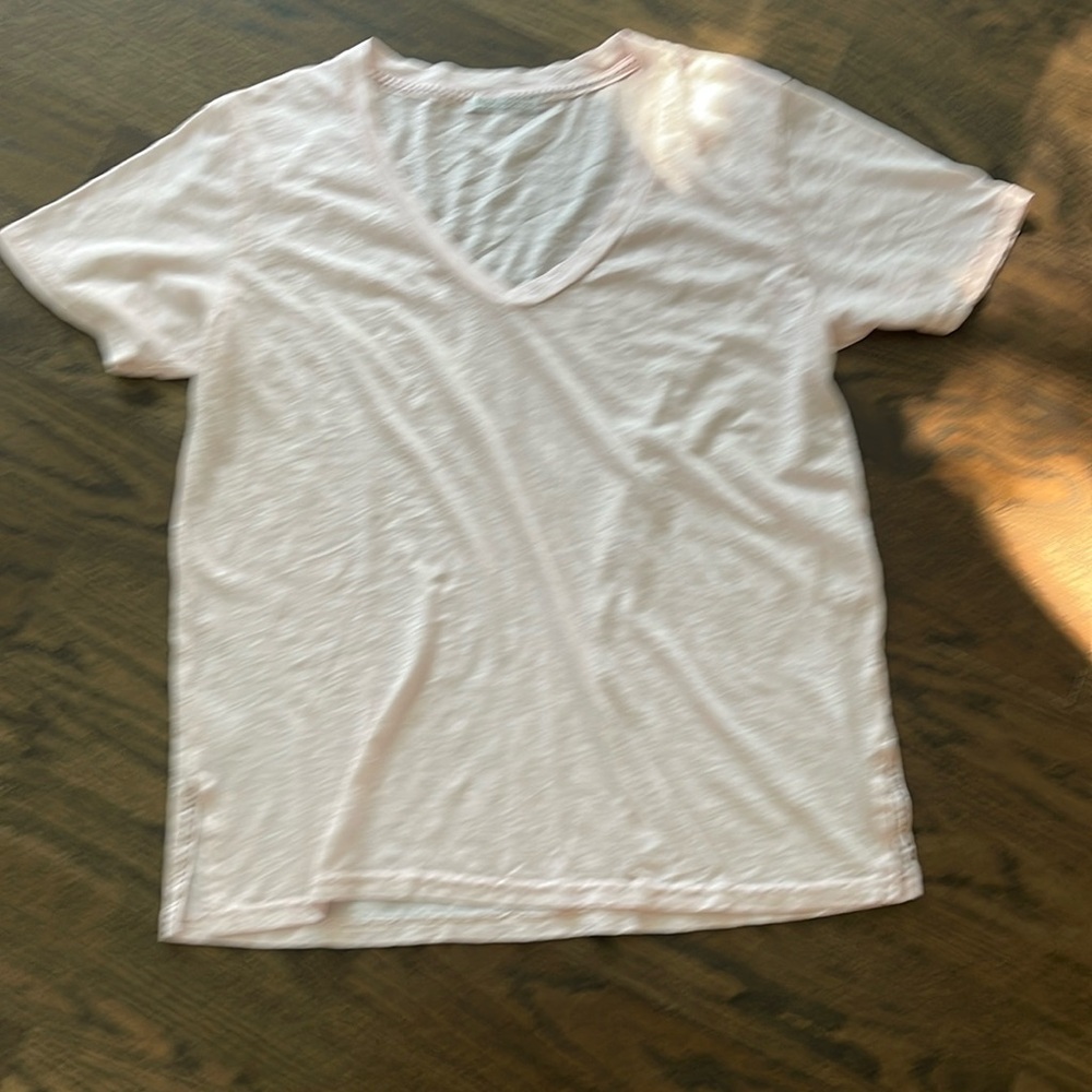 NWOT Michael Stars‎ Darling V Neck Boyfriend Tee!